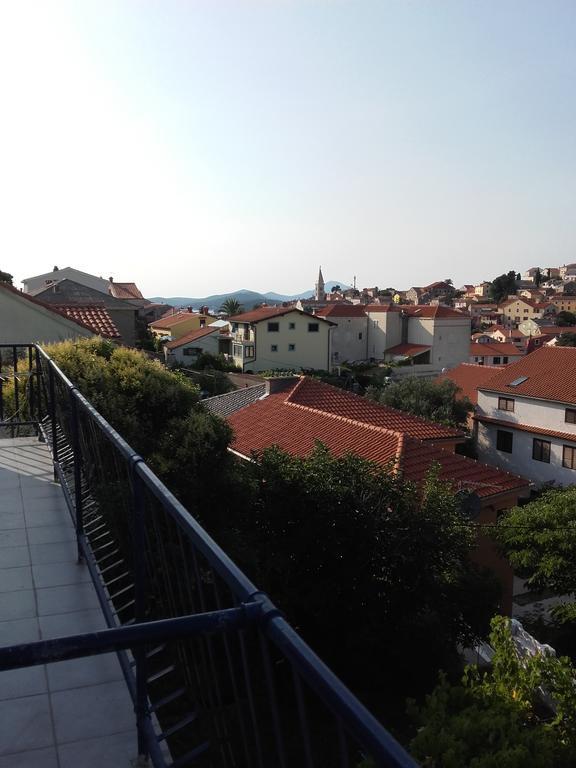 מאלי לוסיניי Apartment Malvina מראה חיצוני תמונה