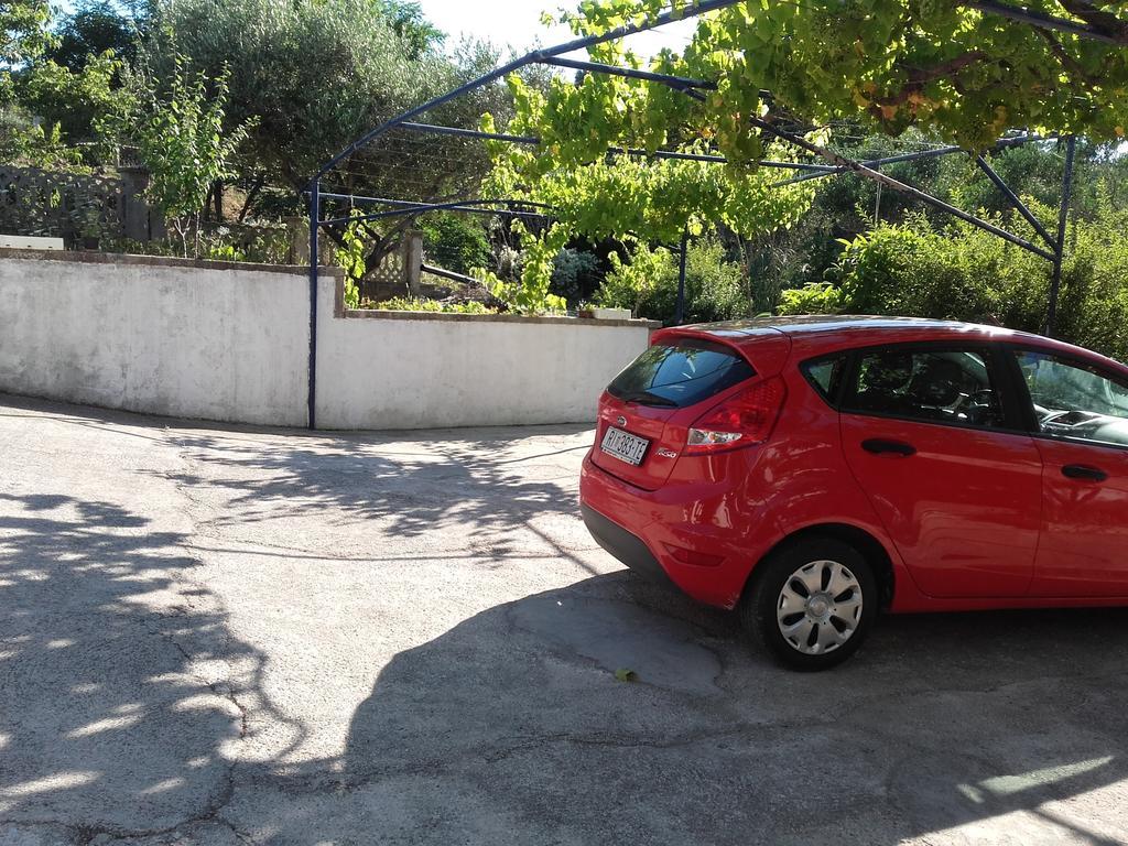 מאלי לוסיניי Apartment Malvina מראה חיצוני תמונה