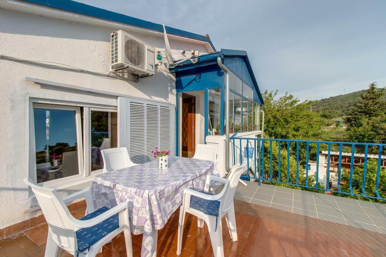 מאלי לוסיניי Apartment Malvina מראה חיצוני תמונה
